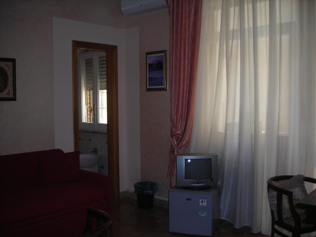 B&B Gelone Syracuse Room photo